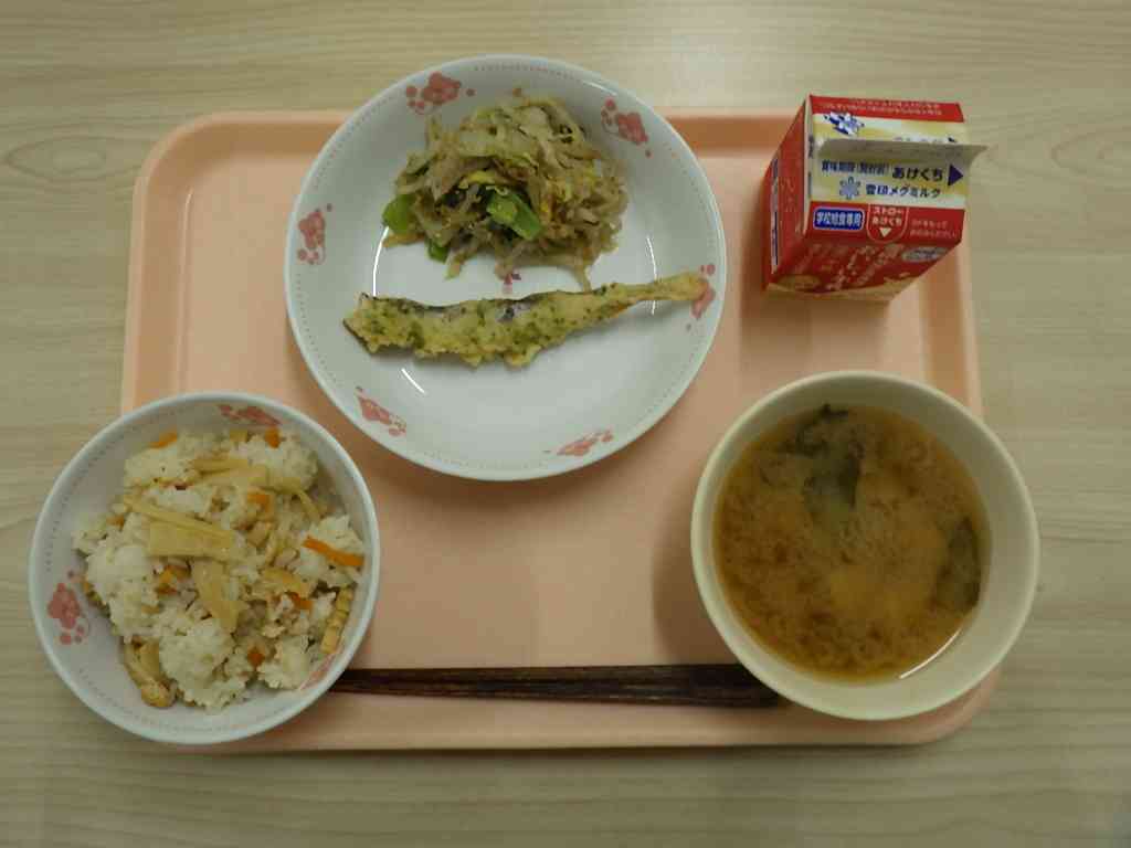 4月25日